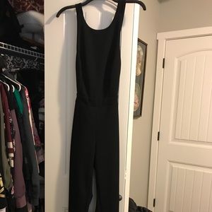 Medium Black pant suit